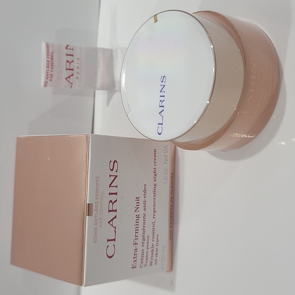✅Clarins  Extra-Firming Wrinkle Control Regenerating Night Cream ~ BNIB - Picture 5 of 9